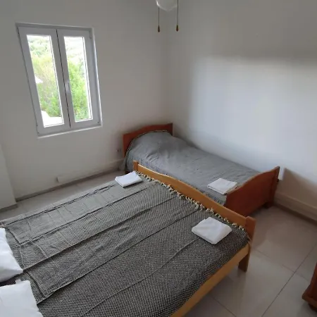 Prosika Apartman Pag Town